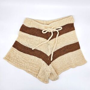 Pink Lily knit drawstring shorts Size Small